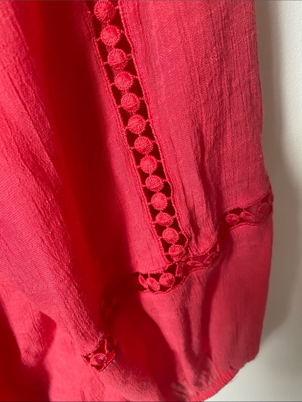 Zac & Rachel Coral Lace Yoke V-Neck Boho Blouse - Picture 3 of 6